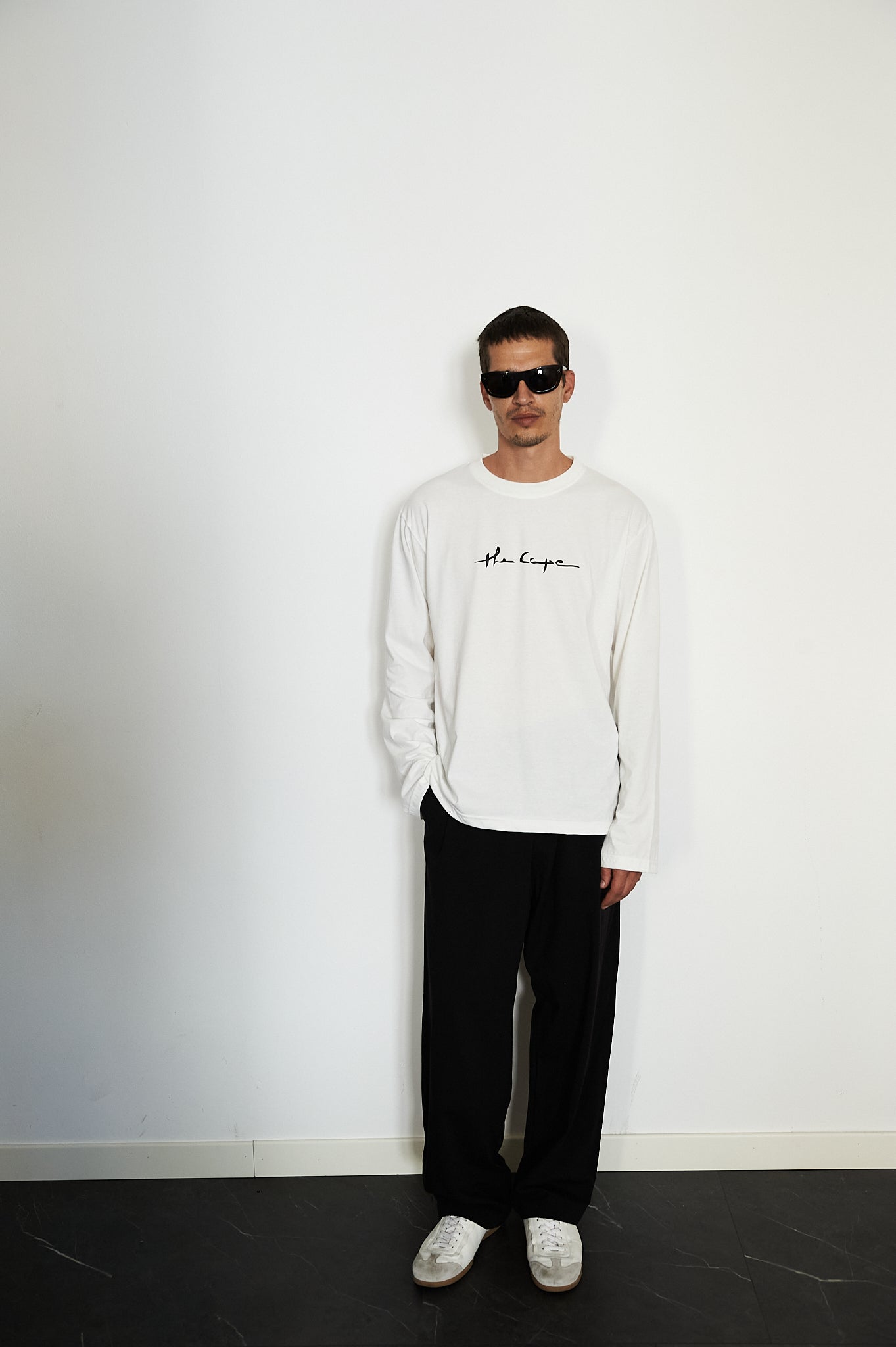 Signature Longsleeve — Off White